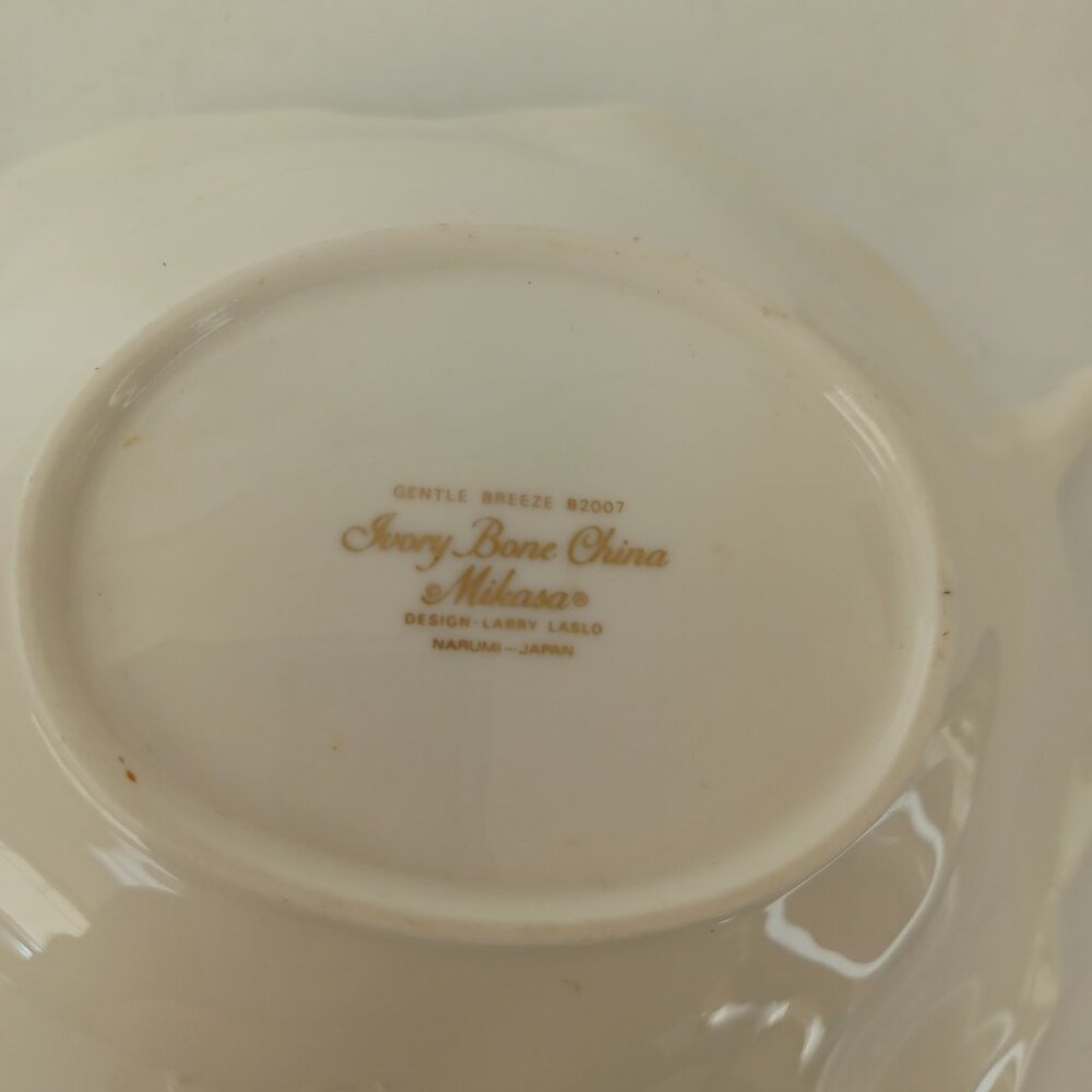 Mikasa Leaf Shaped Dish Gentle Breeze Ivory Bone China Trinket Dish Nut Candy - Picture 4 of 16